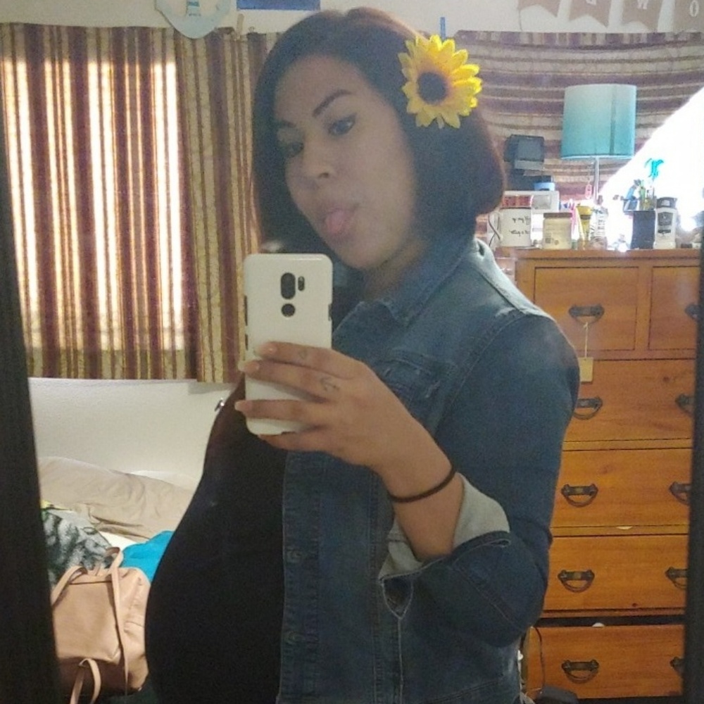 Meet your Posher, Cari